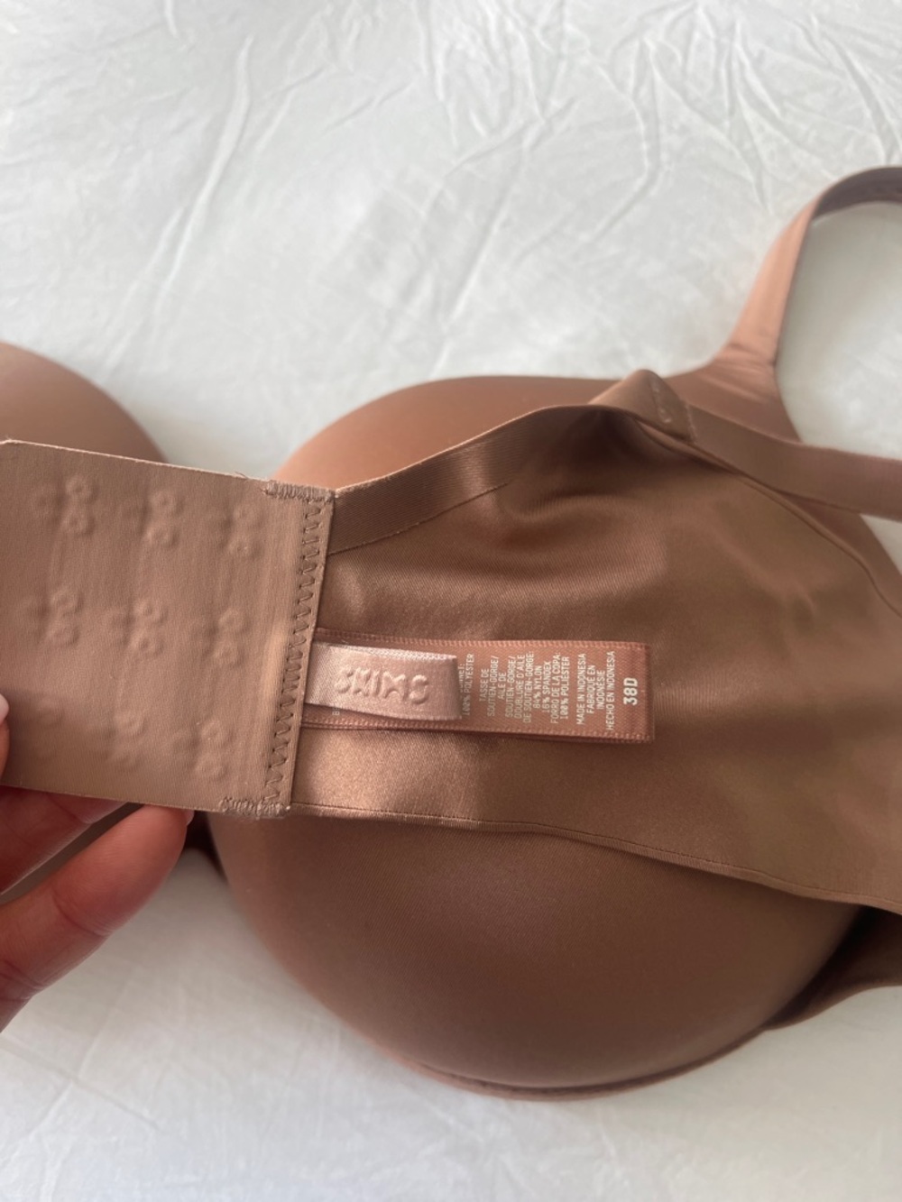 Skims nipple bra 38D never worn - Picture 2 of 3